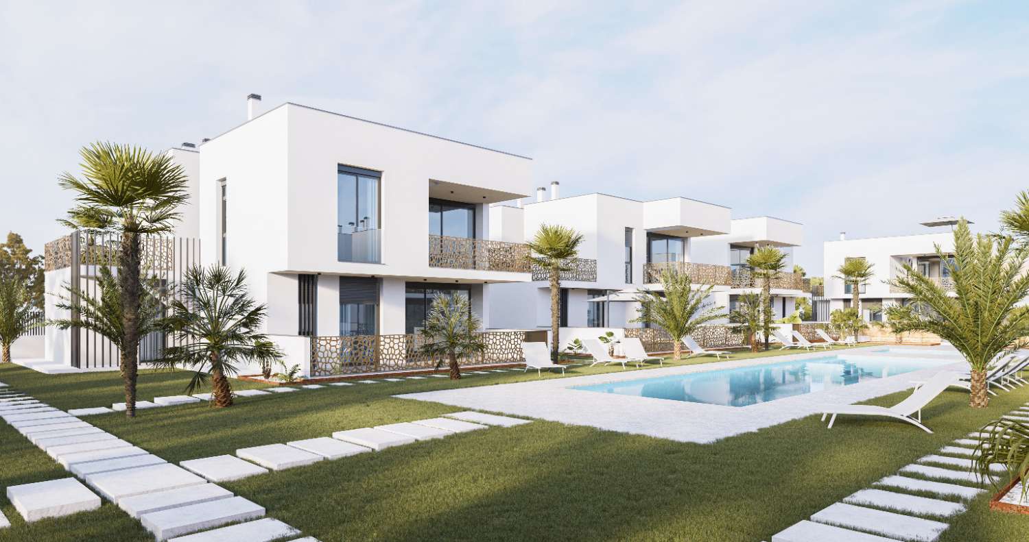 Attraktiv "New Build" mark eller översta våningen 2 sovrum bungalow med gemensam pool nära Mar Menor i Murcia