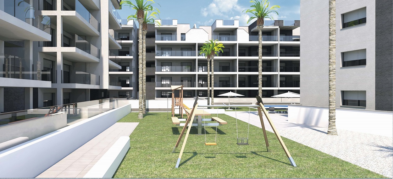 Beautiful 'New Build' 2 bedroom apartment with communal pool in Los Alcazares