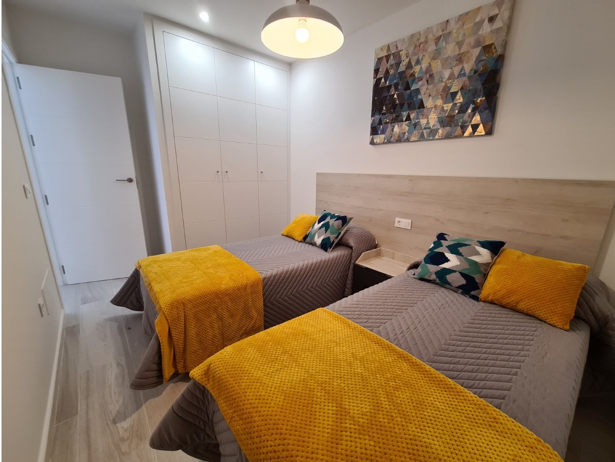 Encantadora casa adosada de 3 dormitorios de nueva construcción con piscina privada en Avileses, Murcia