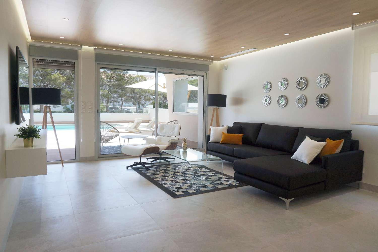 Impresionante villa independiente de 4 dormitorios 'New Build' con piscina privada en Campoamor