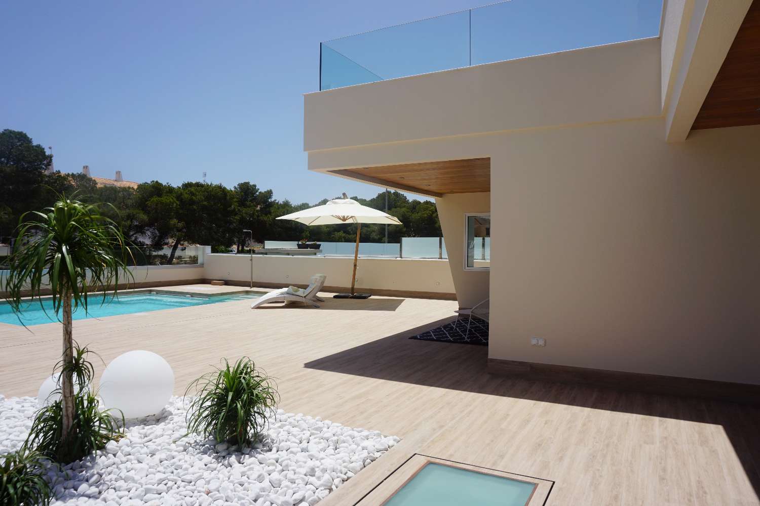 Fantastisk "Nybyggd" 4 sovrum fristående villa med privat pool i Campoamor