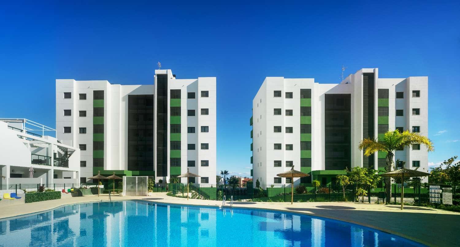 Superb 'New Build 3 bedroom apartment with communal pool in Mil Palmeras