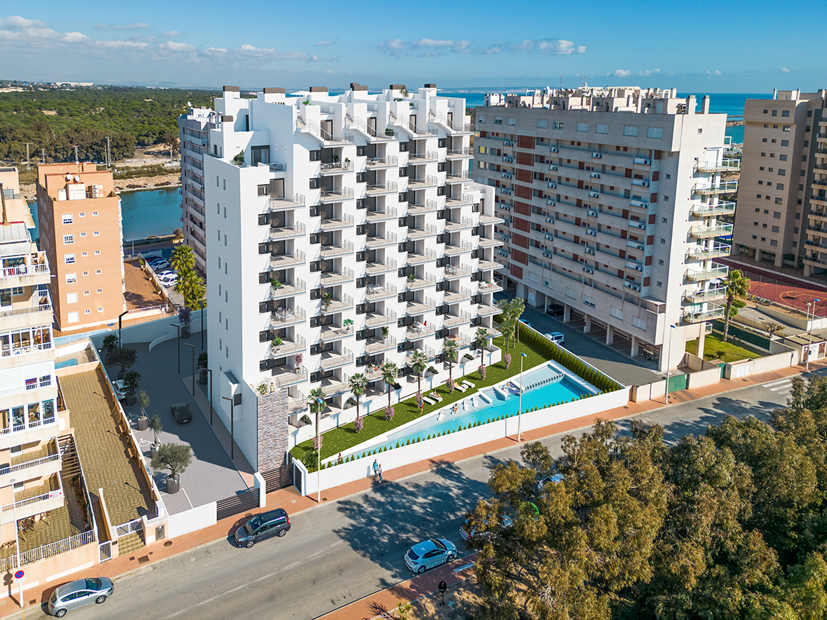 Fantastisch 'Nieuwbouw' 3 slaapkamer appartement aan zee met gemeenschappelijk zwembad in Guardamar del Segura