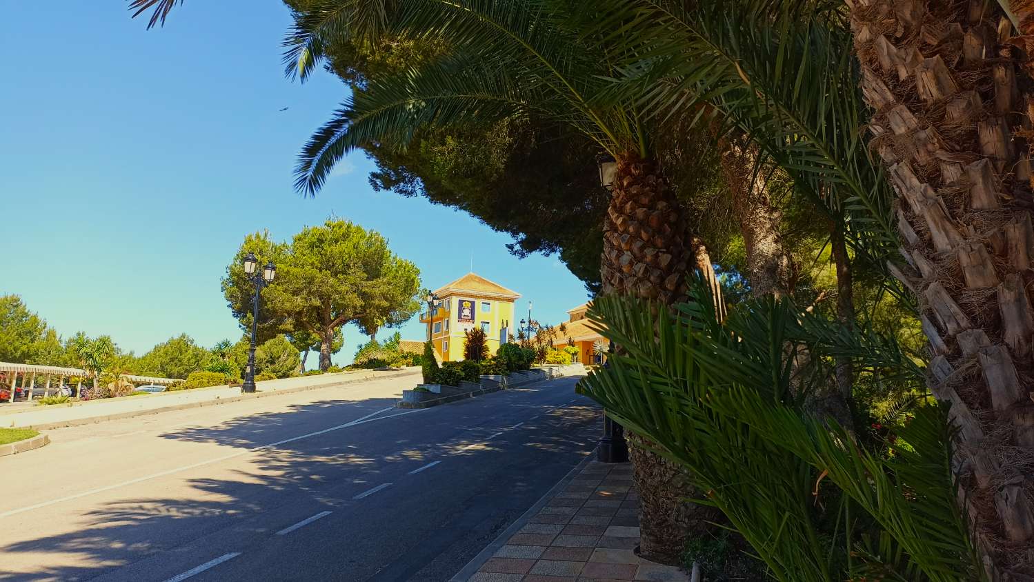 Schöne schlüsselfertige 2-Zimmer-Wohnung im Erdgeschoss mit Gemeinschaftspool in Lomas de Campoamor