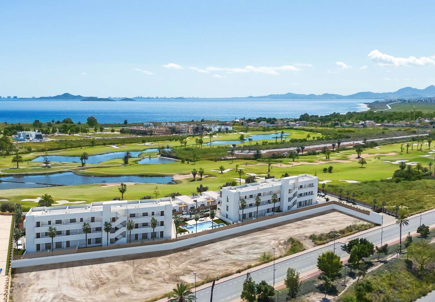 Beautiful 'New Build' 2 bedroom front line golf apartment with communal pool in Los Alcazares