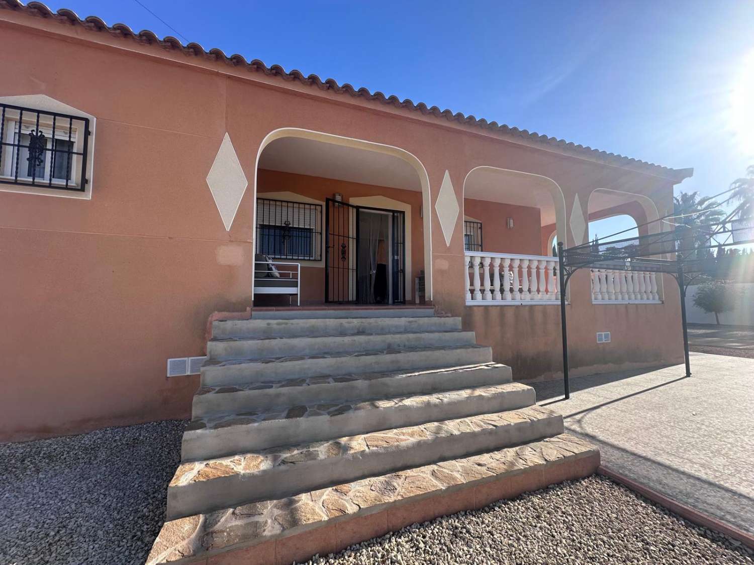 Amazing 3-Bedroom Villa for Sale in the Heart of Catral Countryside