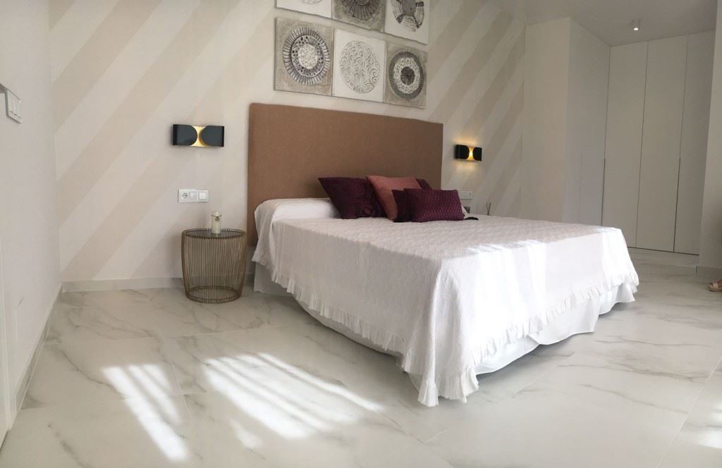 Attraktiver Neubau 2/3 Schlafzimmer freistehende Villa mit privatem Pool in San Miguel de Salinas