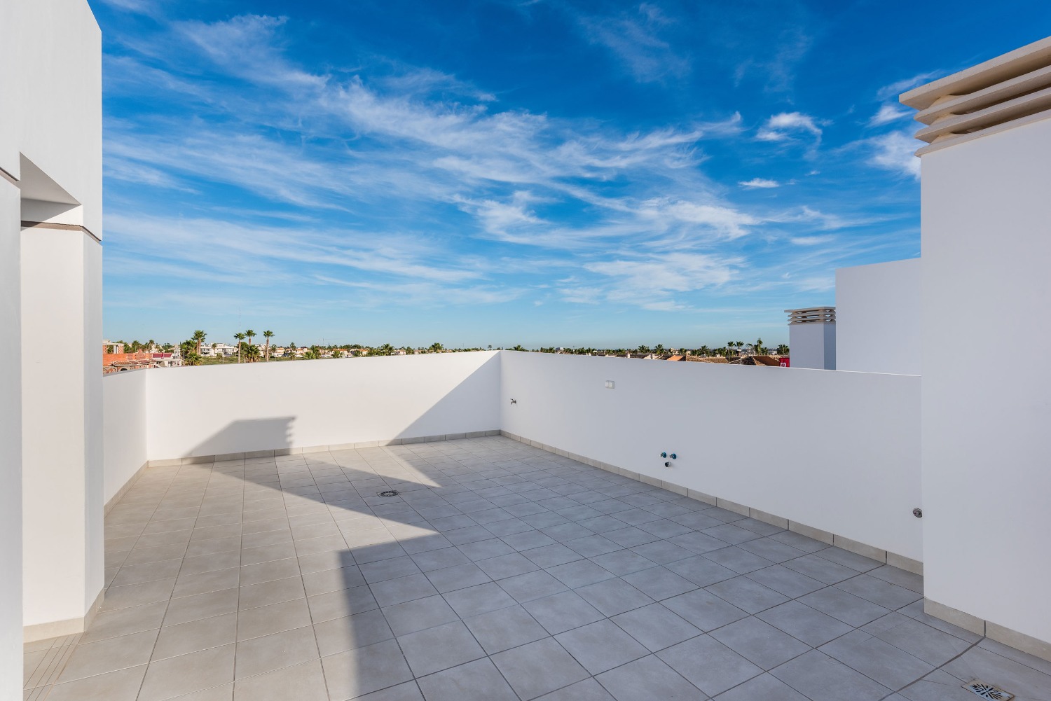 Attraktiva "Key Ready" 3 sovrum fristående villa med privat pool i Los Alcazares