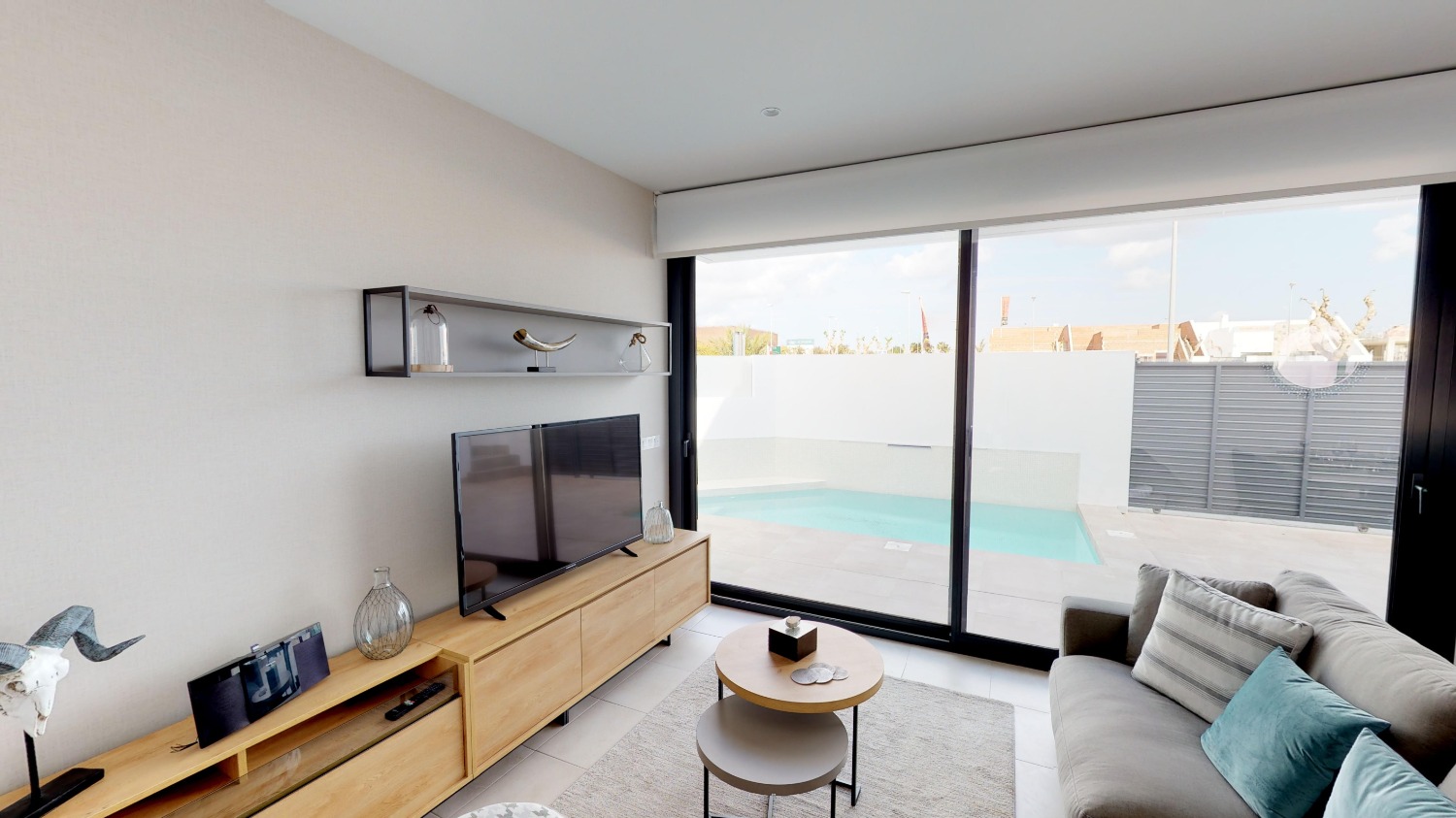 Einladende Neubau 3 Schlafzimmer Doppel haushabende Villa mit privatem Pool nur 500m von der Mar menor