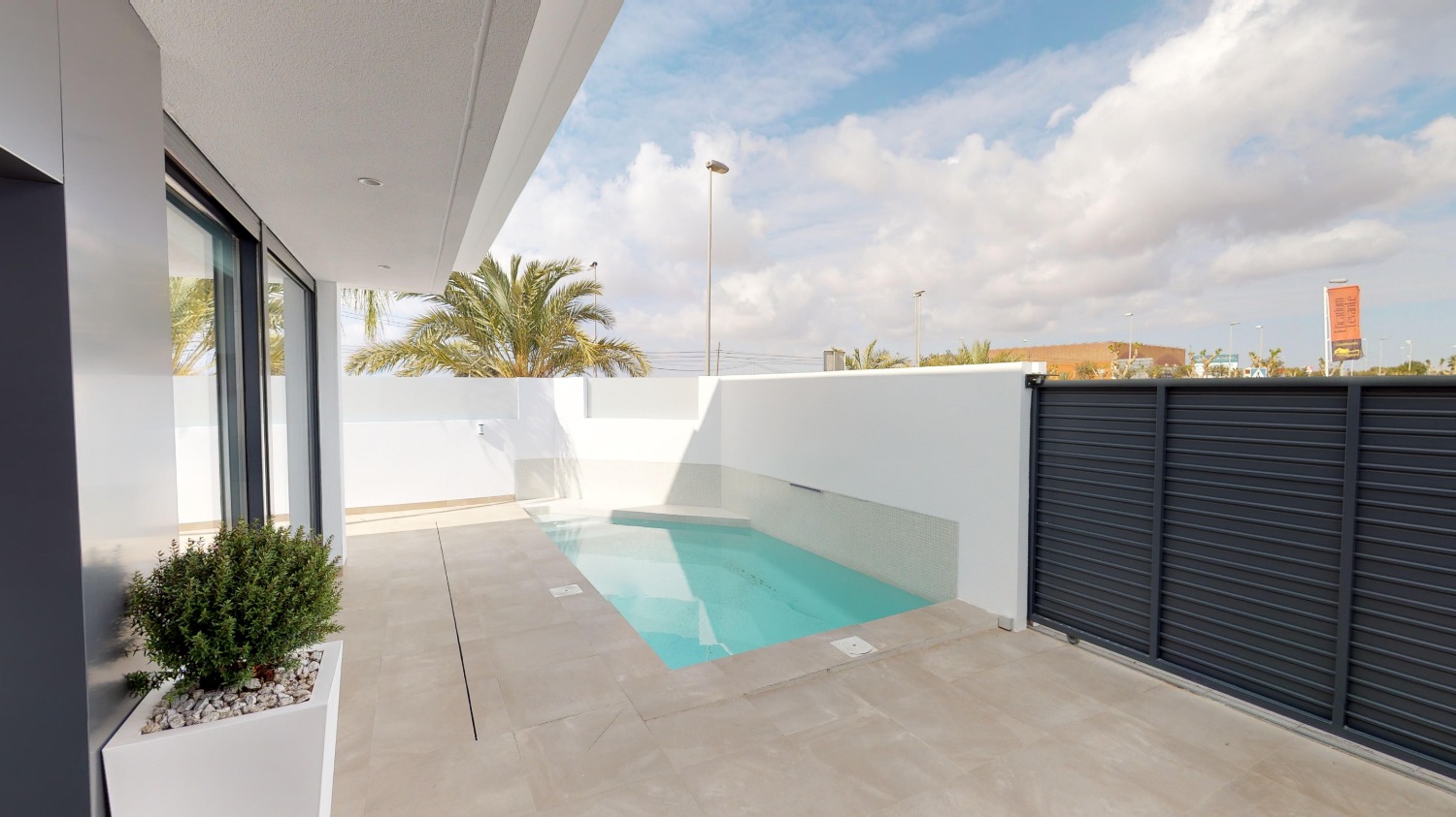 Einladende Neubau 3 Schlafzimmer Doppel haushabende Villa mit privatem Pool nur 500m von der Mar menor