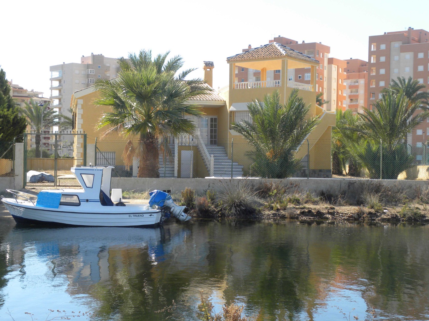 Erstaunliche 'Key Ready' mediterranen Stil Luxus 3 Bett freistehende Villa mit privatem Pool in La Manga