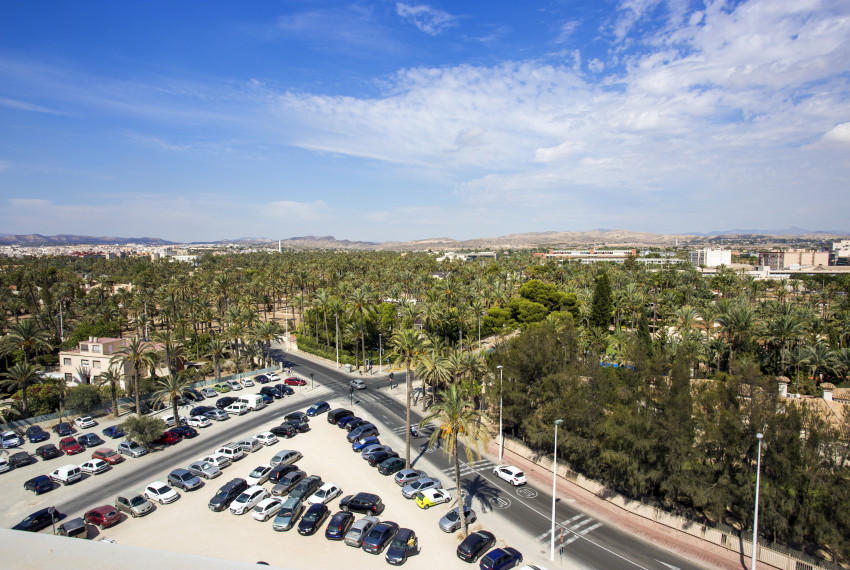 Beeindruckende "Key Ready" moderne 4-Zimmer-Wohnung im Herzen der Stadt Elche