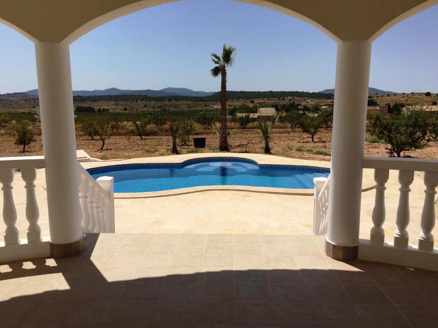 Beautiful 'New Build' Mediterranean style 4 bedroom villa with private pool in Pinoso