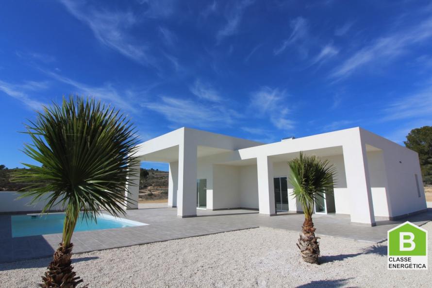 Beautiful 'New Build' modern 3 bedroom detached villa with private pool in Pinoso