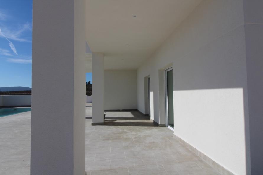 Beautiful 'New Build' modern 3 bedroom detached villa with private pool in Pinoso