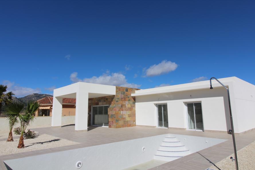 Fantastic 'New Build' modern 3 bedroom detached villa with private pool in La Romana