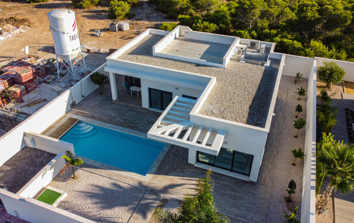 Impressive 'New Build' 3 bedroom detached villa with optional private pool in Ciudad Quesada