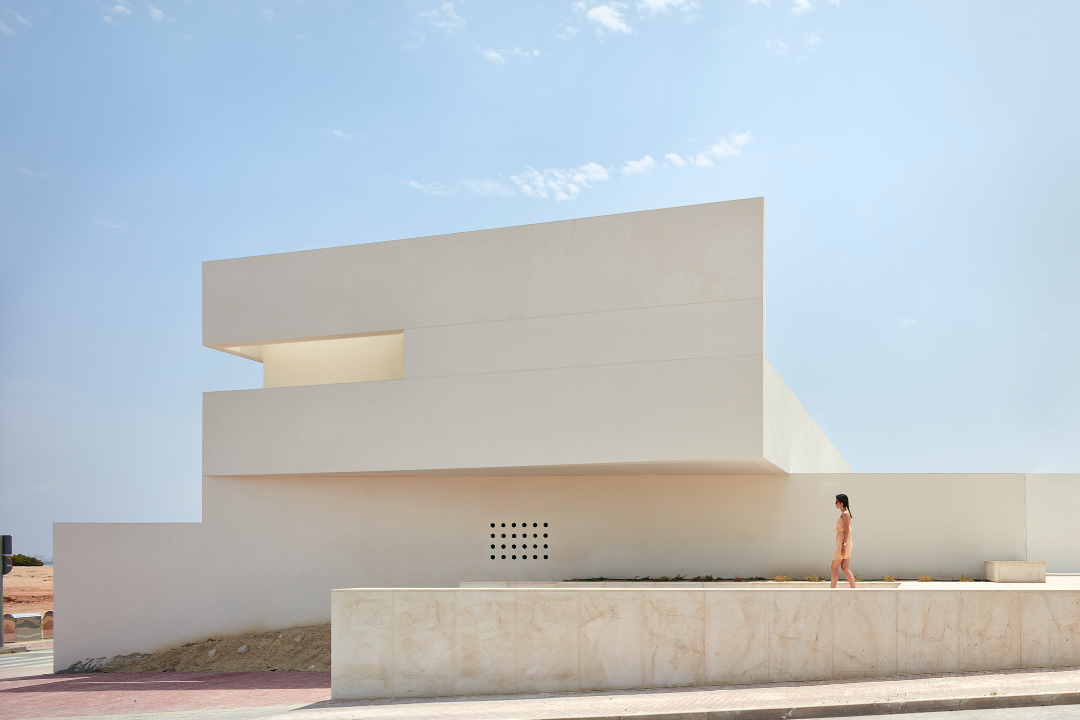 Ønskelig 'Nybygget' 2 værelses bungalow i stueetagen eller øverste etage med fælles pool i Los Balcones, Torrevieja